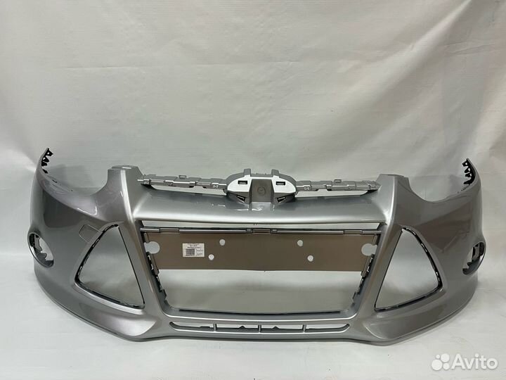 Передний бампер форд фокус 3 серебристый