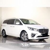 Kia Carnival 2.2 AT, 2018, 110 000 км, с пробегом, цена 2 900 000 руб.