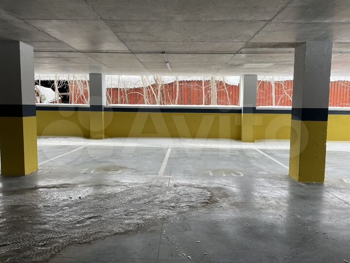 Машиноместо, 13 м²