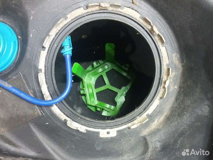 Топливный бак Опель Астра Н