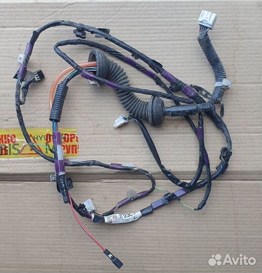 Проводка крышки багажника Toyota Prado 120