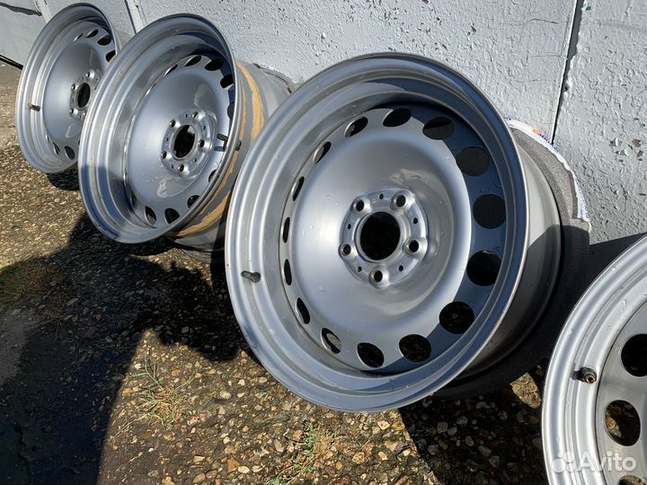 Разварки R17 на BMW, покрашены порошком