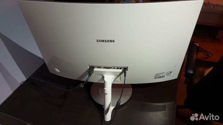 Монитор Samsung C27F591FDI