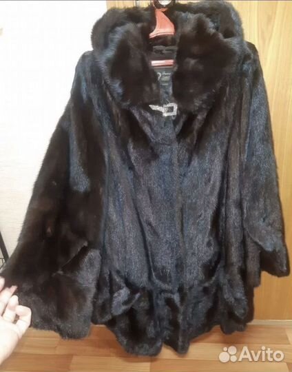 Шуба норковая с капюшоном натуральная 46