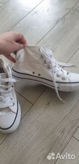 Кеды белые летние