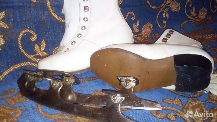 Коньки фигурные детские