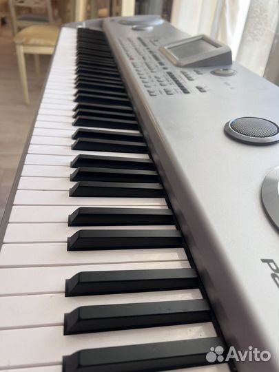 Синтезатор korg