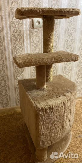 Домик для кошки с когтеточкой