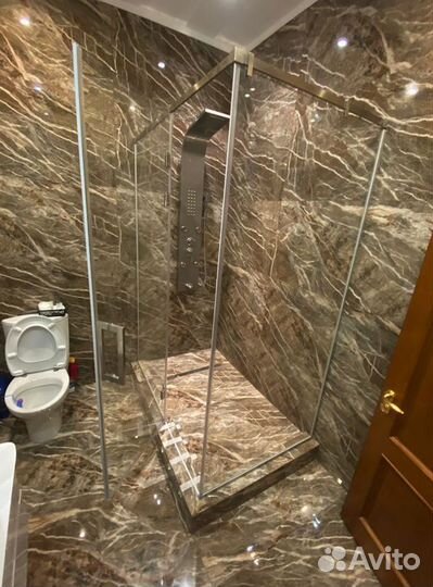 Душевой уголок новый. Душевая перегородка