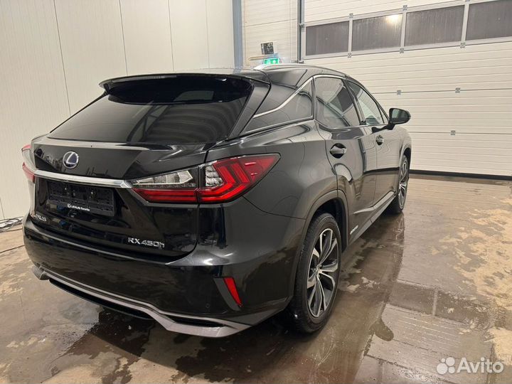 В разборе Lexus RX 4