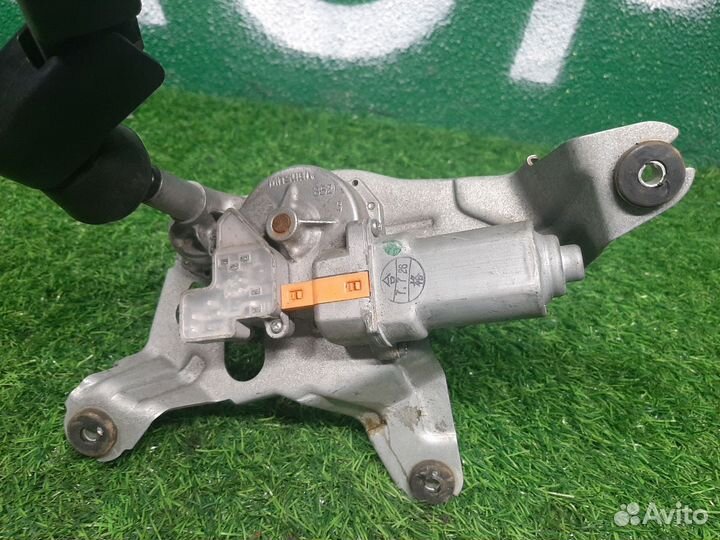 Моторчик стеклоочистителя на Nissan X-Trail