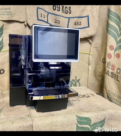 Кофемашина новая