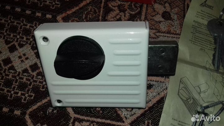 Замок накладной