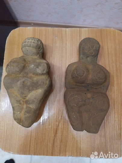 Статуэтки камень