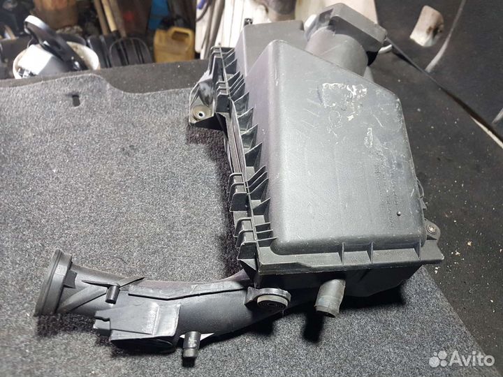 Корпус воздушного фильтра Skoda Octavia tour a4