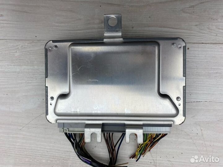 Блок пневмоподвески Land Rover Discovery 4 L319