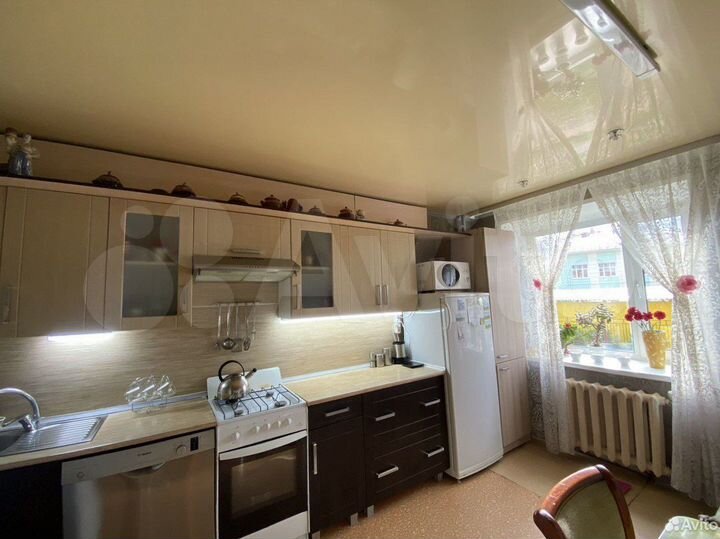 3-к. квартира, 73 м², 1/9 эт.