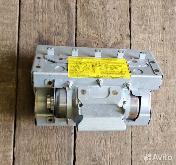 Subaru Outback B14 Подушка безопасности в торпедо