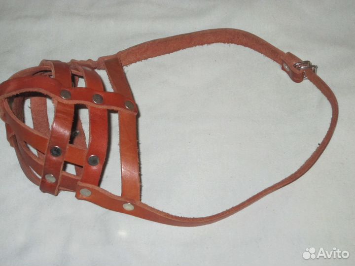 Намордник кожаный.Миска.Расческа