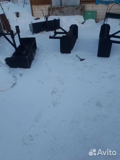 Отвал на минитрактор