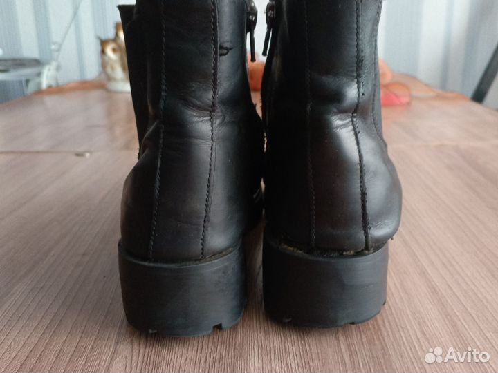 Весенняя детская обувь для девочек