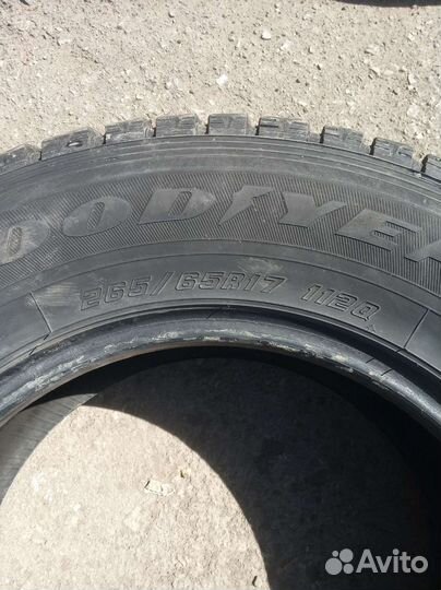 Goodyear UltraGrip 265/65 R17 112Q