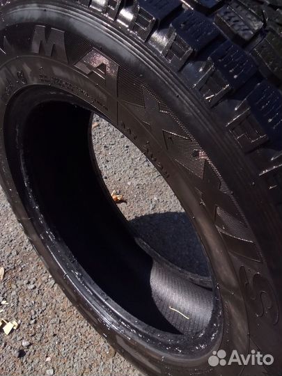 Maxxis SS-01 Presa SUV 215/65 R16 98Q