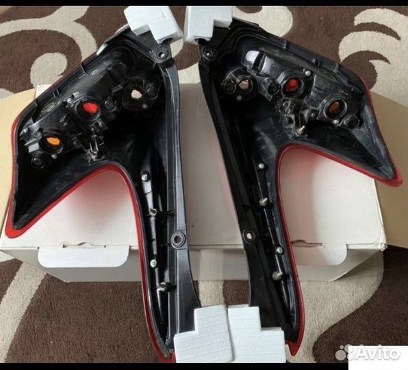 Задние фонари Ниссан Жук до 2014 г