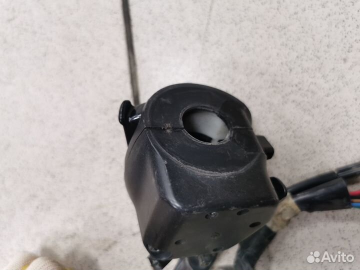 Пульт левый Yamaha FZ8