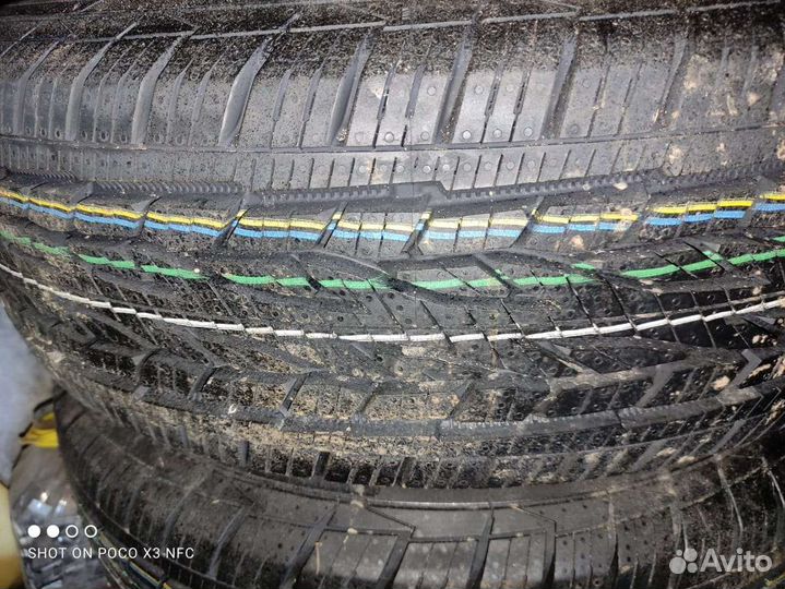 Continental ContiCrossContact LX2 215/65 R16