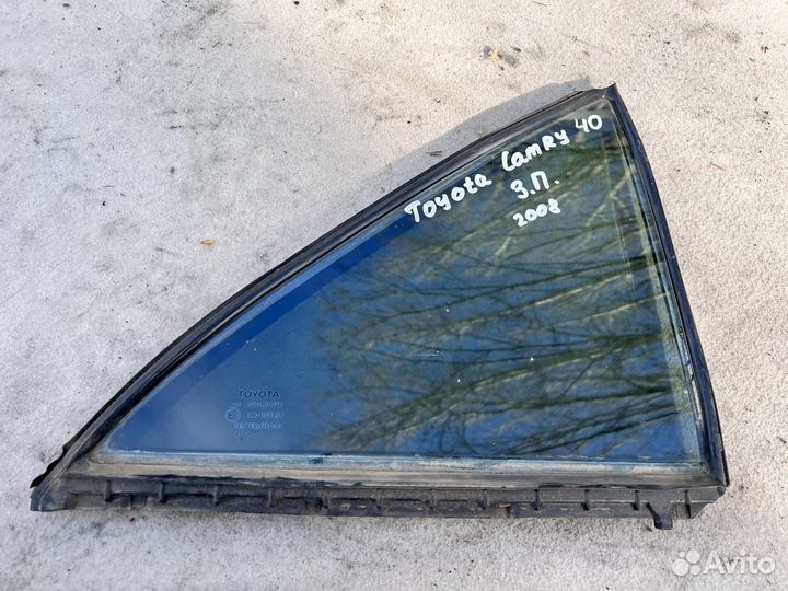Форточка задней двери Toyota Camry V40