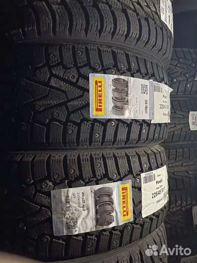 Pirelli Ice Zero 225/45 R17 94T