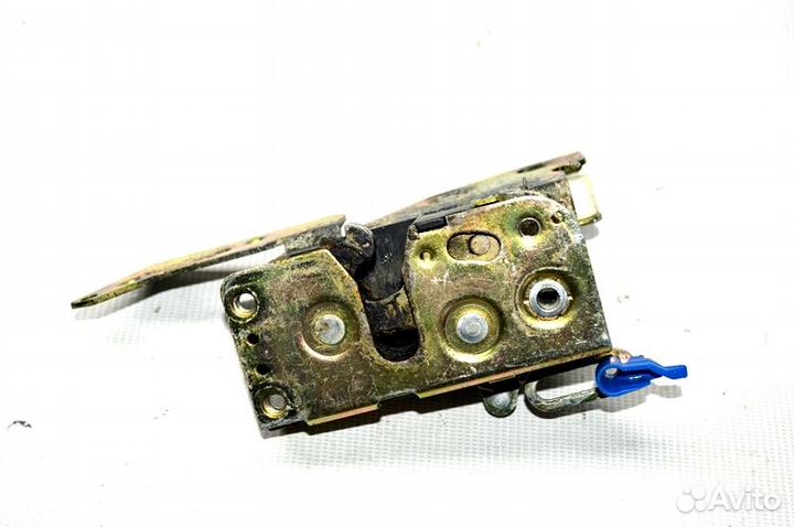 Замок двери, правый MAN TGA 18.410 (01.00)