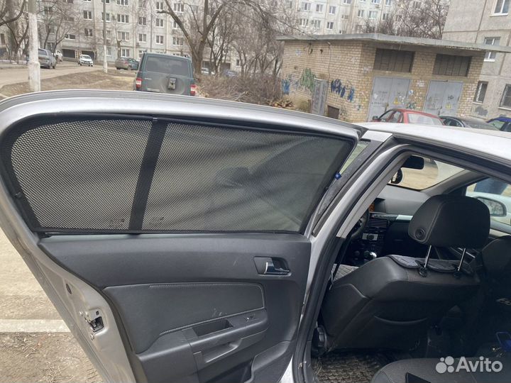 Сетки солнцезащитные Opel Astra H