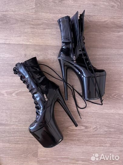 Стрипы ботильоны тройки 39-40