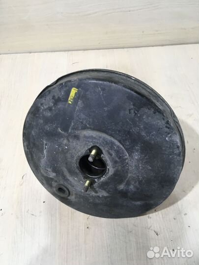 Усилитель тормозов вакуумный Ауди 100 С4 4A0612105