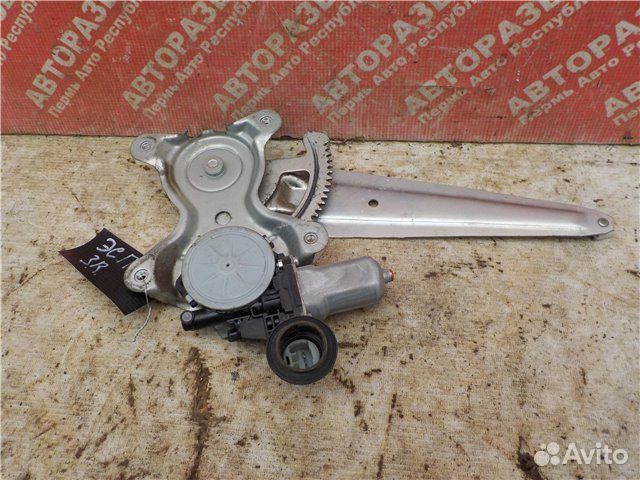 Электро стеклоподъемник заднее правое Toyota Rav 4