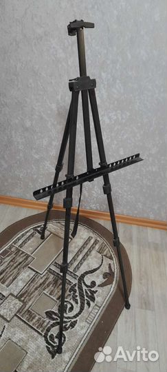 Мольберт художественный