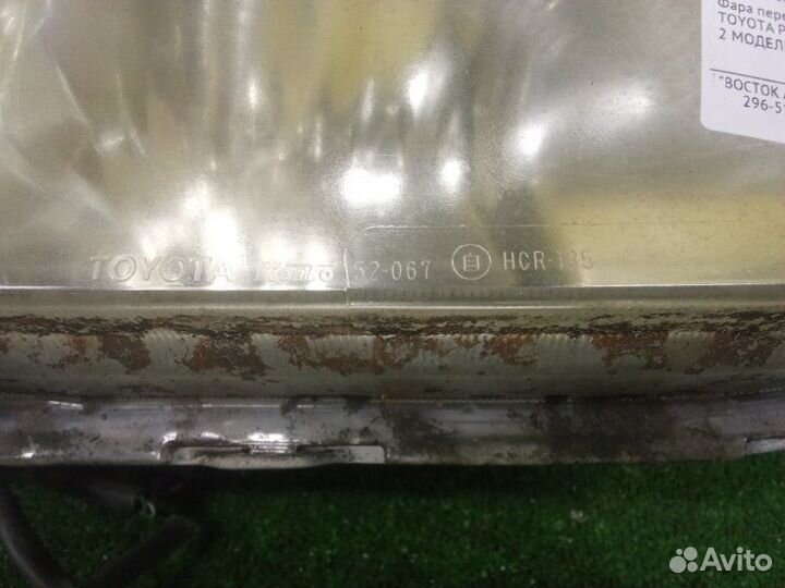 Фара передняя правая Toyota Platz SCP11-0074273