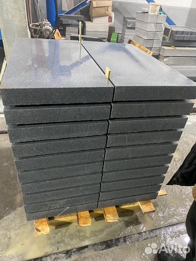 Гранитные памятники оптом и в розницу