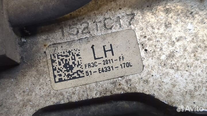 Суппорт левый передний Ford Mustang