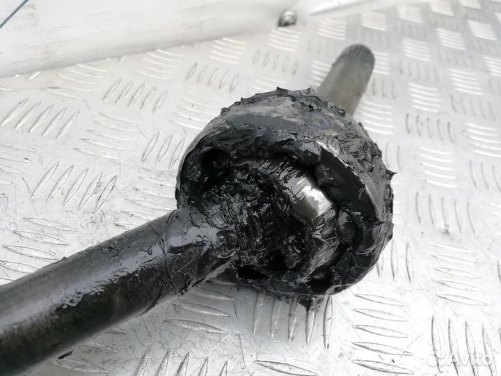 Полуось передняя правая Nissan Patrol K160 / K260