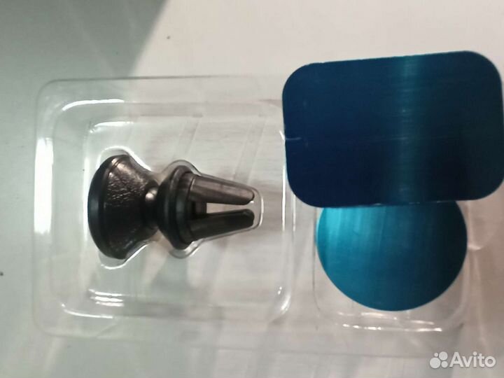 Магнитный автомобильный держатель hoco ca81