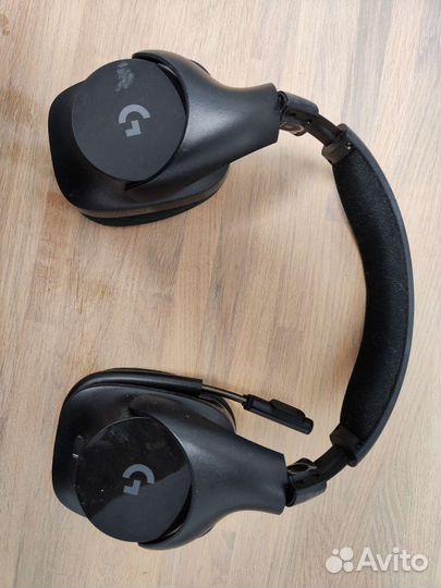 Наушники Logitech G533