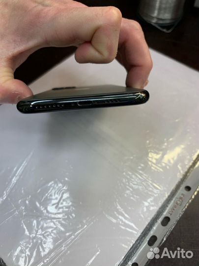 iPhone 11 Pro Max, 64 ГБ