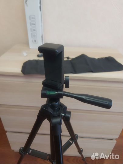 Штатив трипод для телеф. с пультом ду tripod 3120