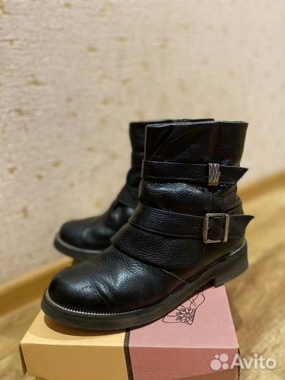 Ботинки женские 37 размер