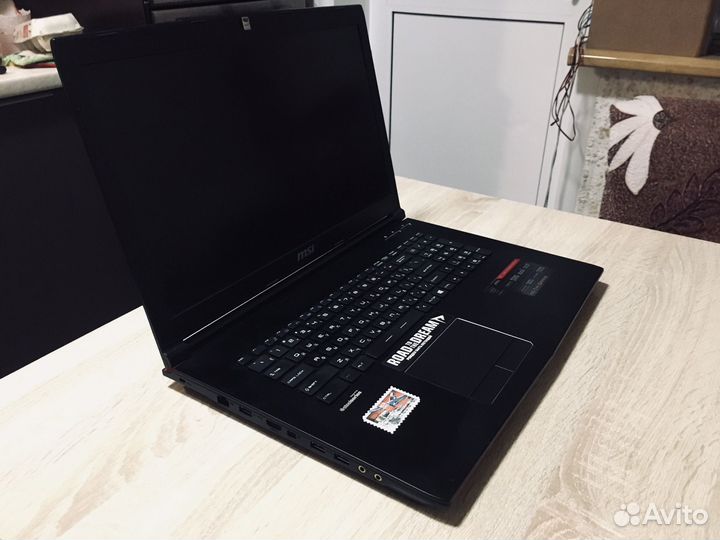 Игровой ноутбук MSI GP72 Leopard Pro 2QE