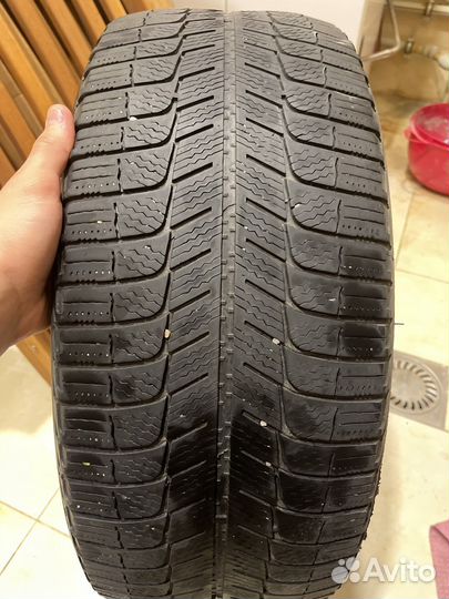 Michelin X-Ice 3 235/45 R18