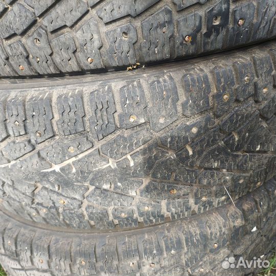 Nokian Tyres Hakkapeliitta C3 225/75 R16C 121R